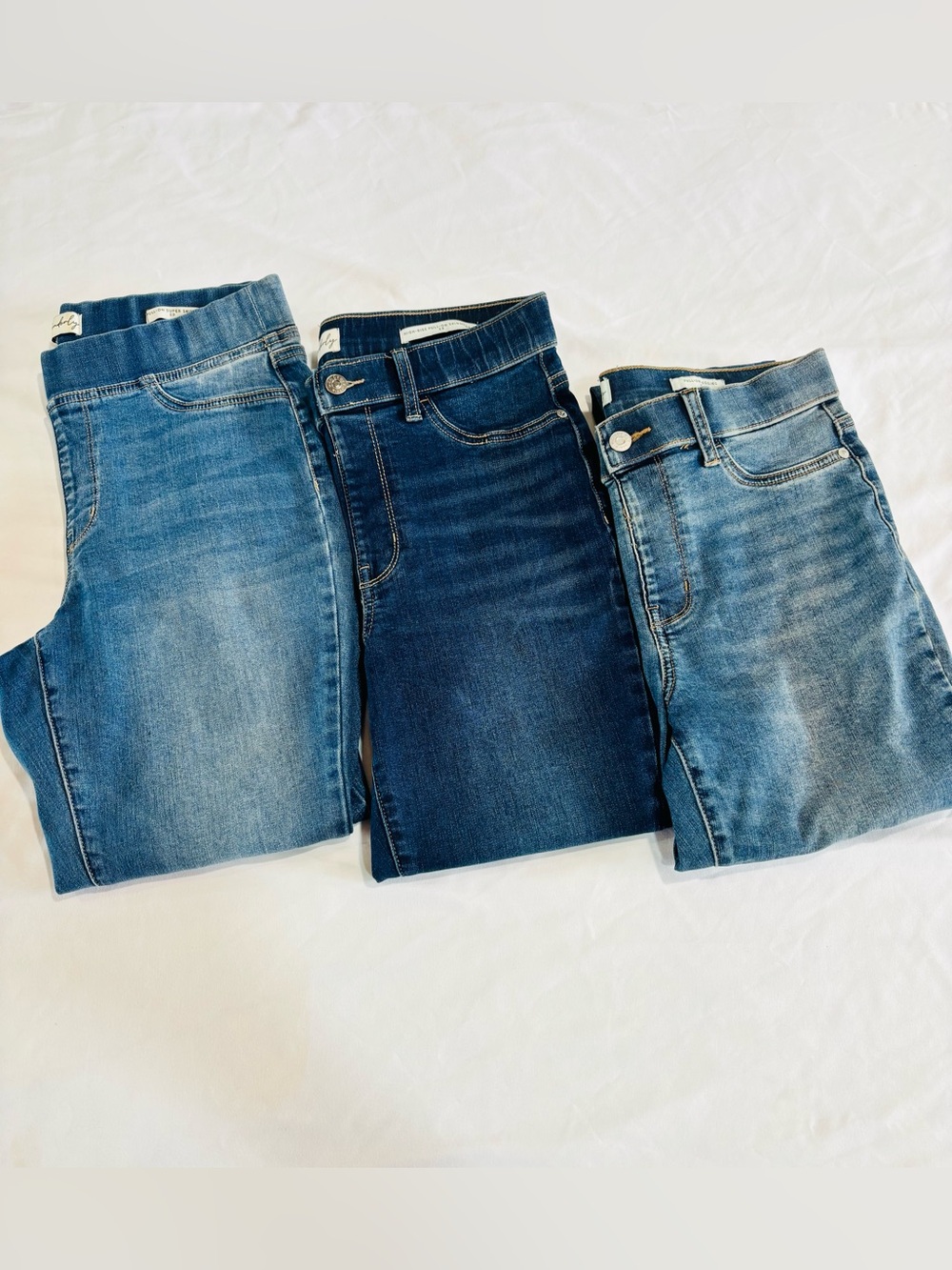 3 Pair Bundle! Wonderly Stretch Pull-On Jeggings.